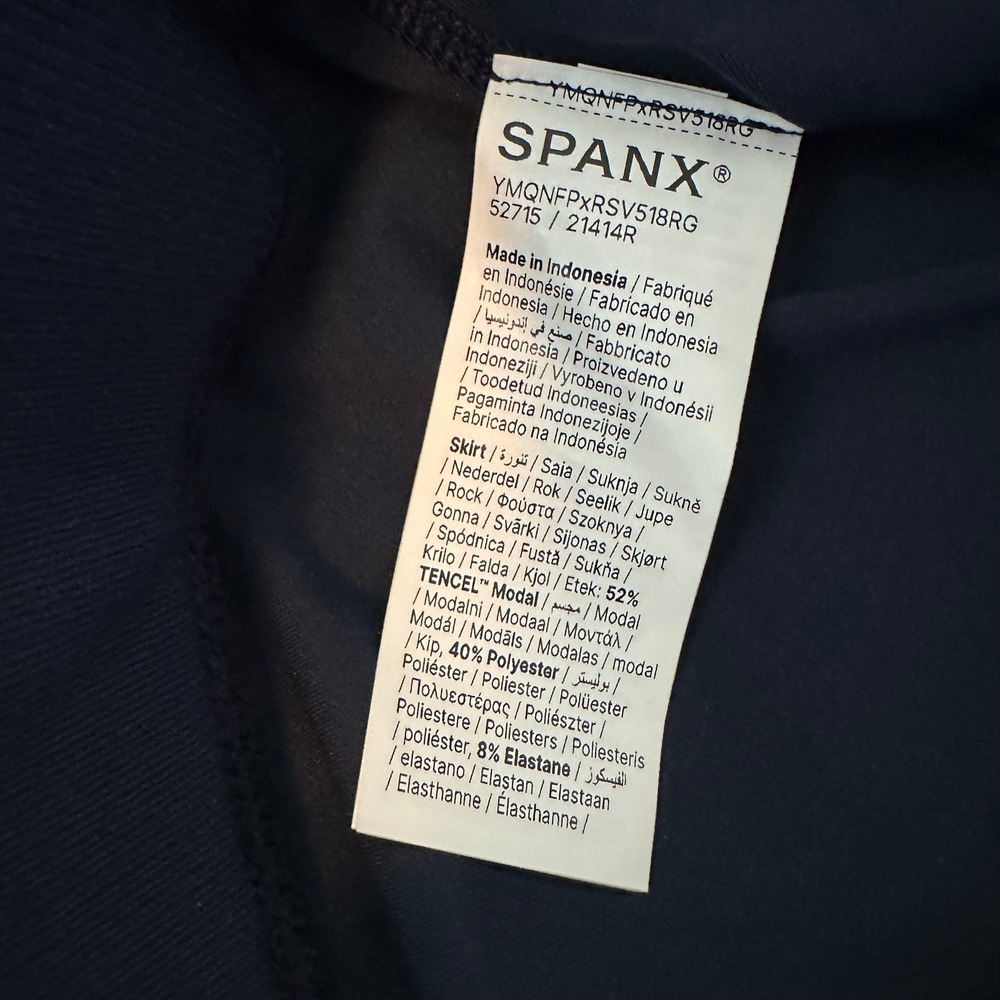 Spanx AirPique Skort Timeless Navy Blue Athletic Golf Tennis Skirt 21414R New M - Picture 7 of 7